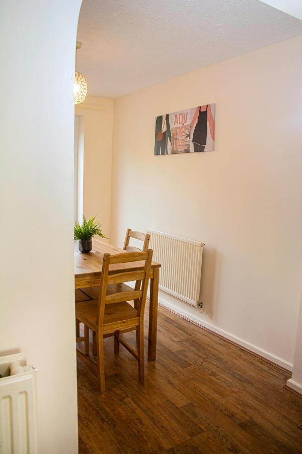Cosy 3-Bed Home Close To City Centre 맨체스터 외부 사진